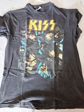 KISS Graphic Band T Shirt Black Hanes 100% Cotton Size XL 42-44